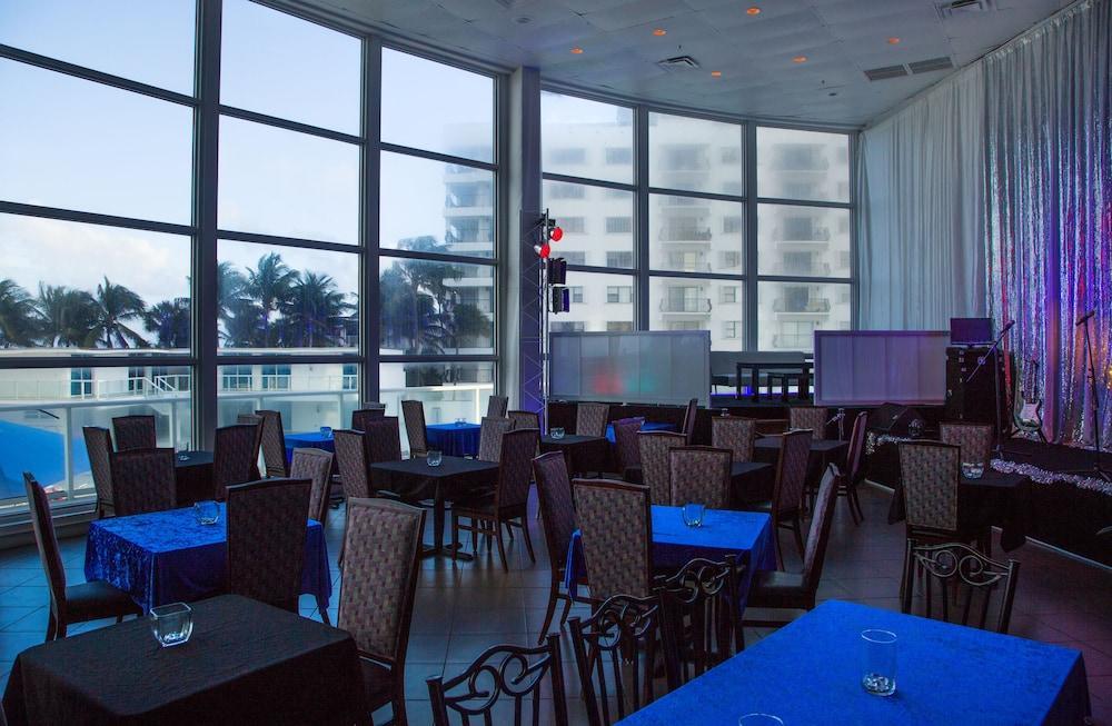 Collins Apartments By Design Suites Miami Beach Extérieur photo