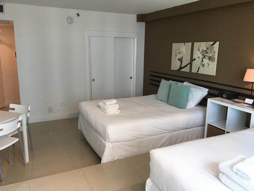 Collins Apartments By Design Suites Miami Beach Extérieur photo