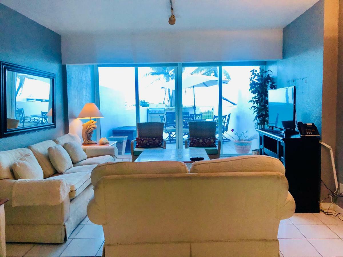 Collins Apartments By Design Suites Miami Beach Extérieur photo